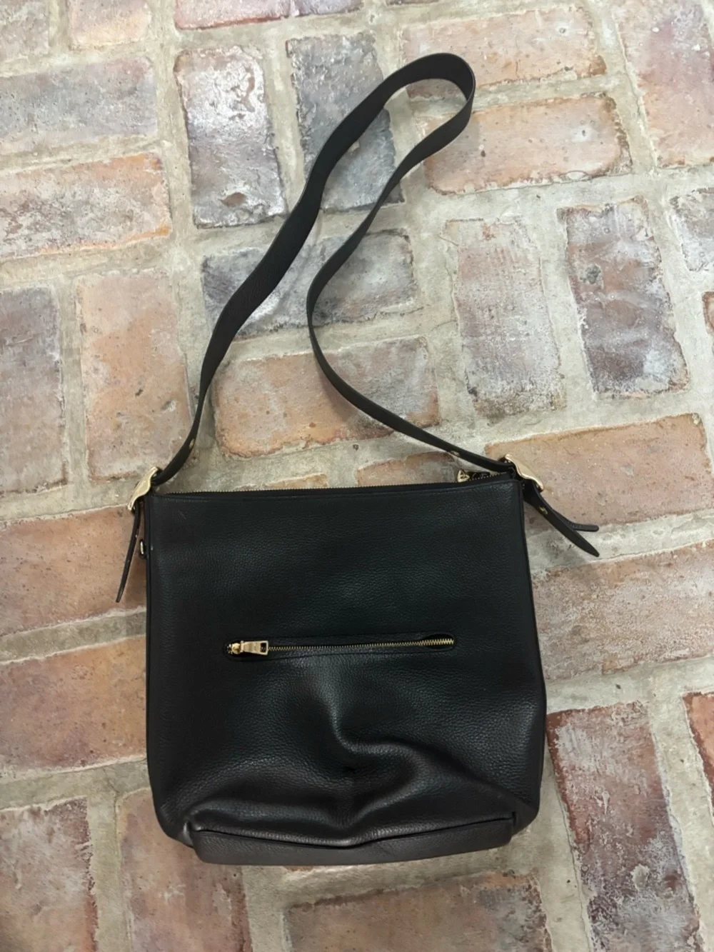 Coach Val Duffle Bag Black Carry Strap Authentic Pebble Black Leather Crossbody - Picture 2 of 8